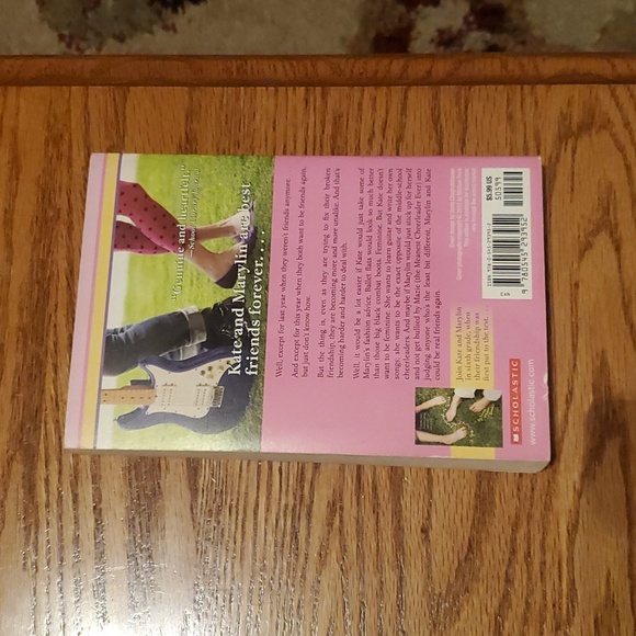 Middle School Girl Book Paperback Reading Bundle - Picture 4 of 11